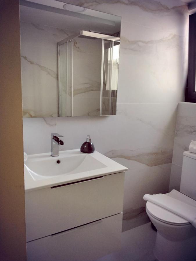 House Guest house *